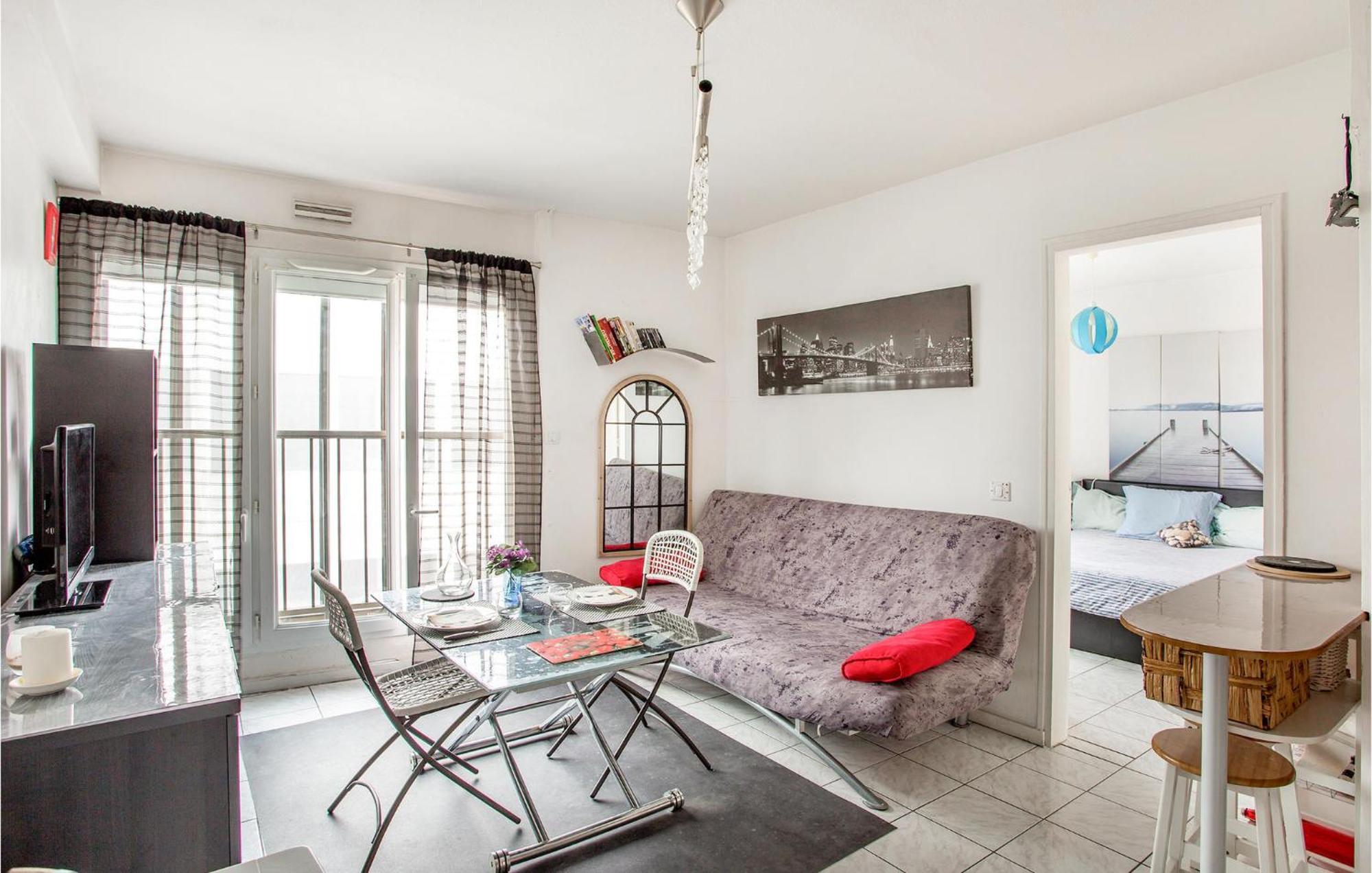 Amazing In With Kitchen Appartement La Rochelle (Charente-Maritime)